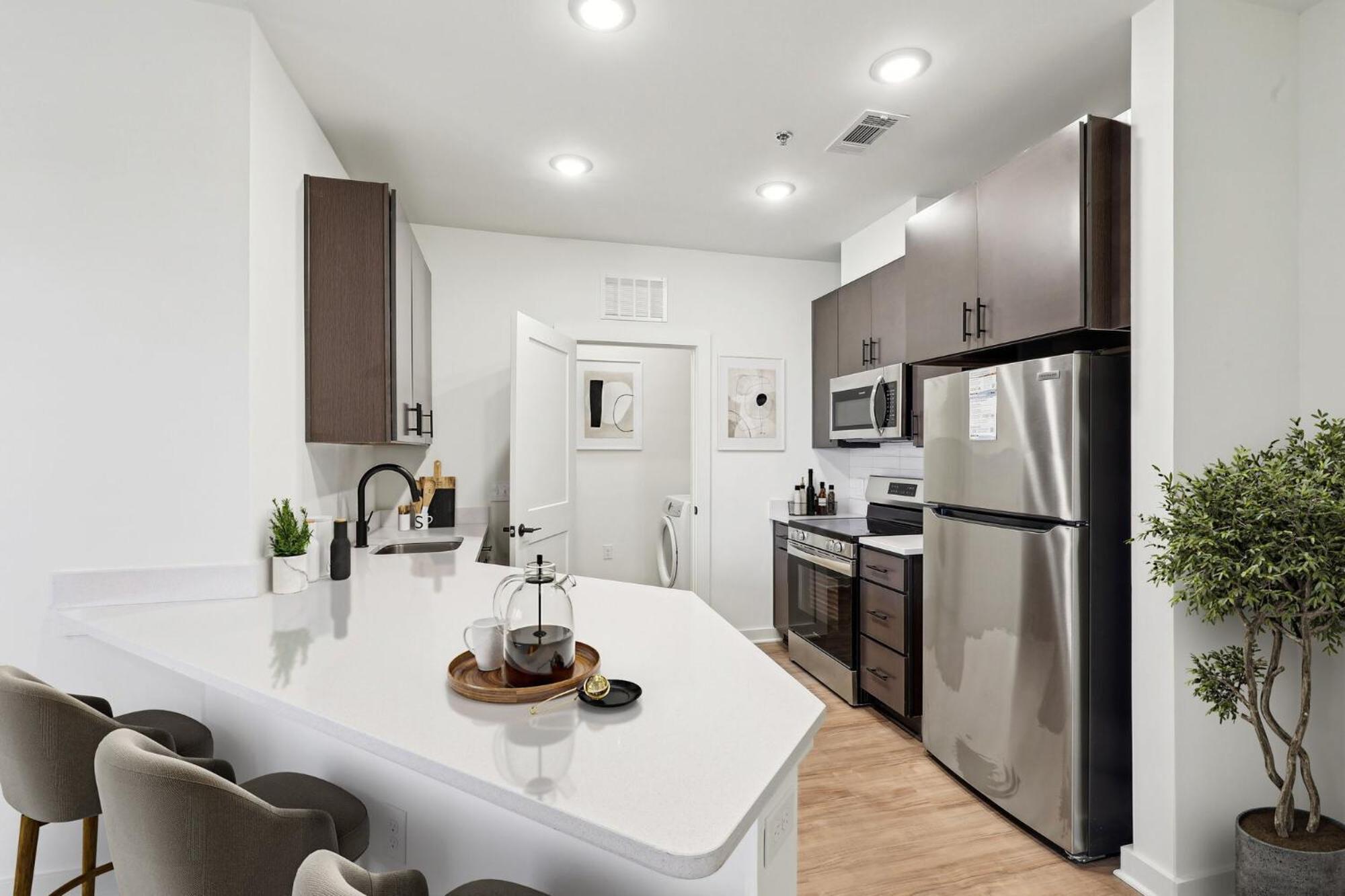 Luxury Furnished Apartments By Hyatus At The Navigator Richmond Luaran gambar